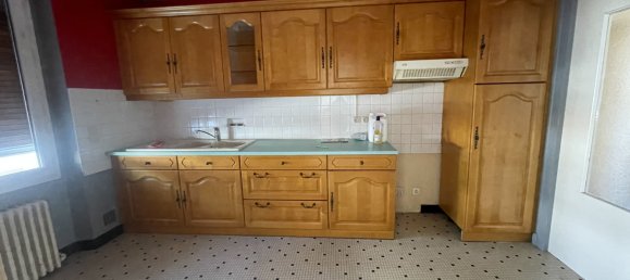 5 Schlafzimmer Haus in Vatan, France, Nr. 71406 11