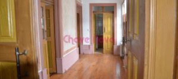 Здание с 6 спальнями в Сан Педру ду Сул, Португалия № 52116 14