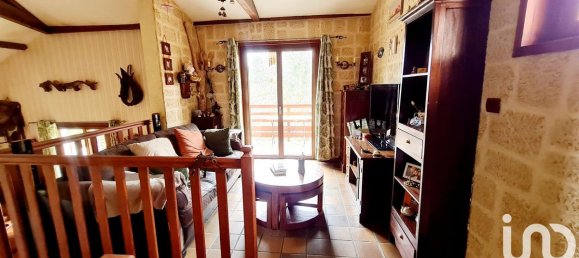 2 Schlafzimmer Haus in Saint-Genest-Lerpt, France, Nr. 275560 3