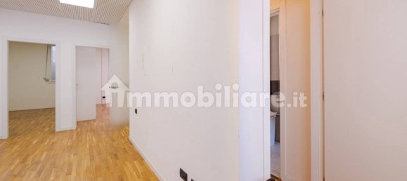 5 rooms Office in Milan, Italy No. 376637 8