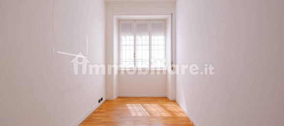 5 rooms Office in Milan, Italy No. 376637 25