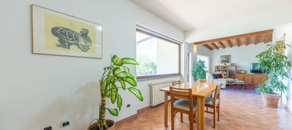 Дом с 4 комнатами в Монтальто ди Кастро, Италия № 297087 50