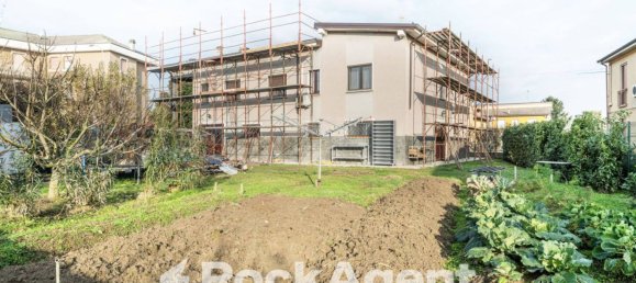 4 bedrooms Villa in Sartirana Lomellina, Italy No. 314132 27
