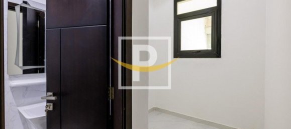 Villa de 3 dormitorios en Al Furjan, UAE No. 8902 4