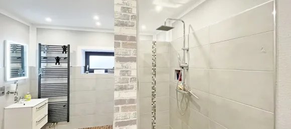 Adosado de 3 dormitorios en Altenkirchen, Germany No. 163014 19