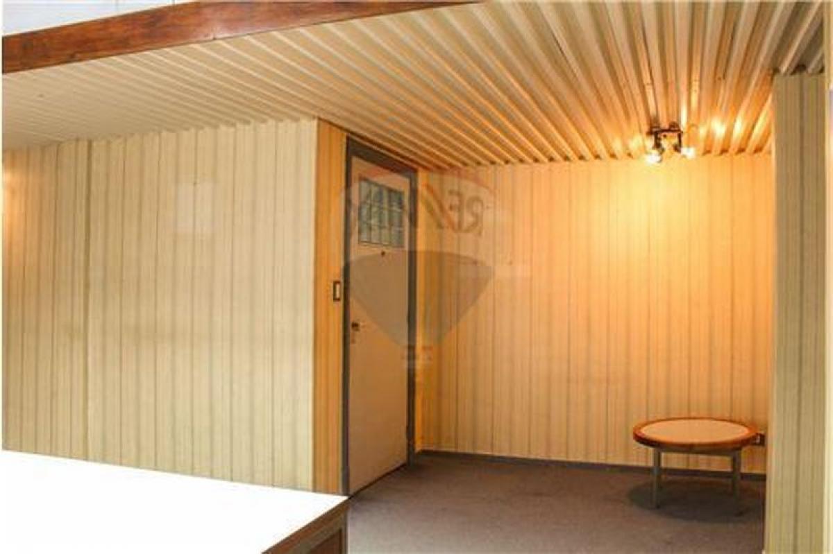 77m² Office in Buenos Aires, Argentina No. 106231