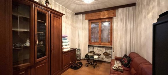 4 Schlafzimmer Villa in Novara, Italy, Nr. 43953 11
