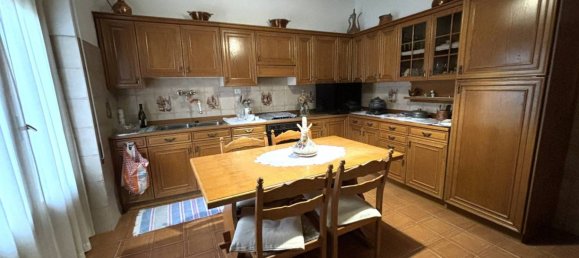 4 Schlafzimmer Villa in Novara, Italy, Nr. 43953 9