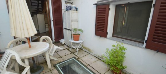 Apartamento de 3 dormitorios en Pavia, Italy No. 364822 25