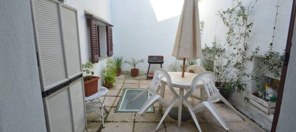 Apartamento de 3 dormitorios en Pavia, Italy No. 364822 23