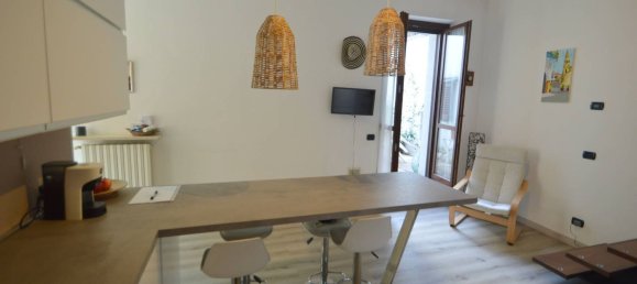 Apartamento de 3 dormitorios en Pavia, Italy No. 364822 33