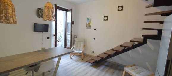 Apartamento de 3 dormitorios en Pavia, Italy No. 364822 32