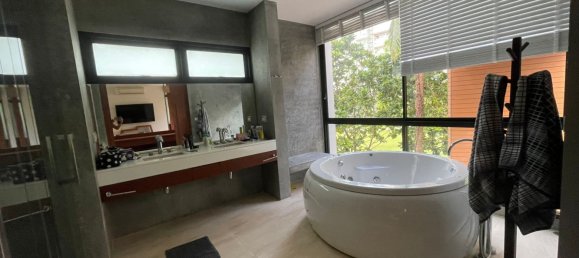 4 bedrooms Villa in Kathu, Thailand No. 6104 11