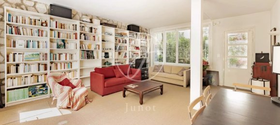 4 bedrooms Apartment in Paris, France No. 347306 8