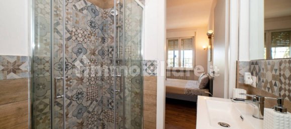 3 bedrooms Apartment in Rome, Italy No. 377302 20