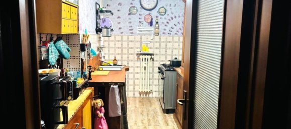 3 rooms Apartment in Novara, Italy No. 207567 8