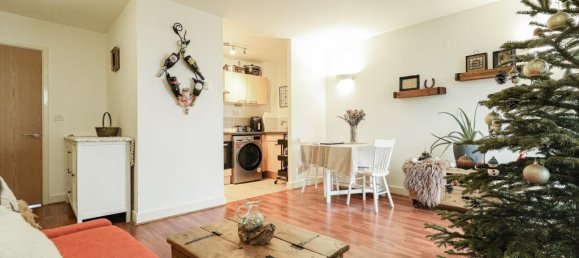 2 bedrooms Apartment in Woolwich, United Kingdom No. 10993 3