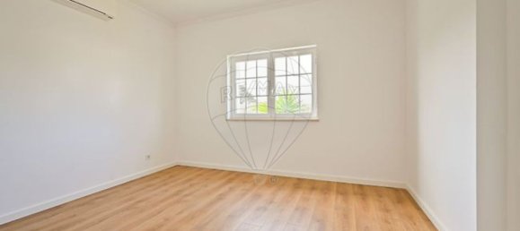 5 bedrooms House in Corroios, Portugal No. 23180 8