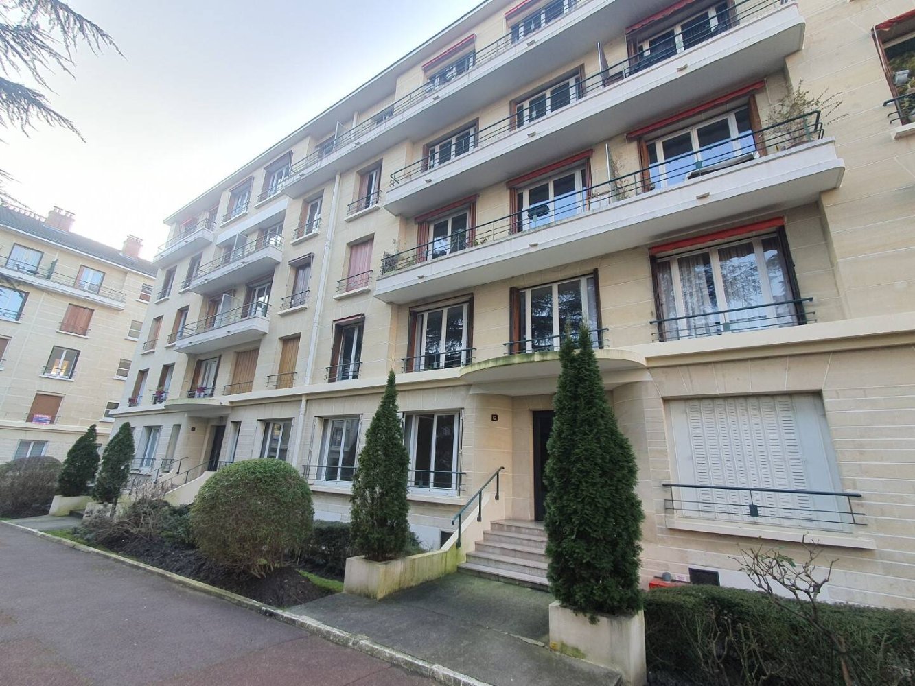 2 Schlafzimmer Wohnung in Enghien-les-Bains, France, Nr. 140900
