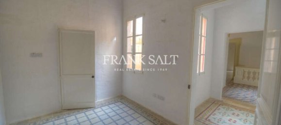 4 Schlafzimmer Stadthaus in Senglea, Malta, Nr. 1373 6