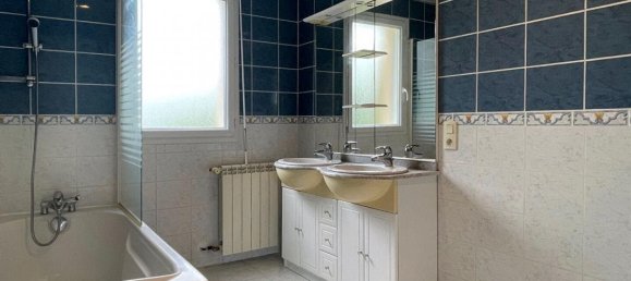 Casa de 5 dormitorios en Ploneis, France No. 308667 11