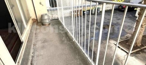 3 bedrooms Apartment in Courbevoie, France No. 175290 2