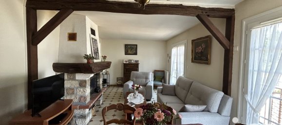 Casa de 6 dormitorios en Nouan-le-Fuzelier, France No. 223825 5