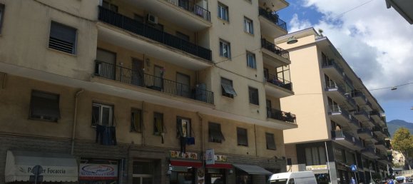 3 rooms Apartment in Sanremo, Italy No. 302738 2
