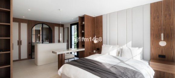 Casa T5 em Marbella, Spain N.º 56637 10