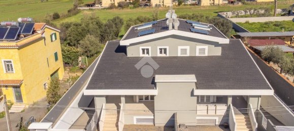 Villa de 4 habitaciónes en Rome, Italy No. 8662 7