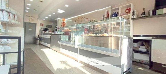 2-Zimmer Gewerbliche Immobilie in Palermo, Italy, Nr. 61400 5