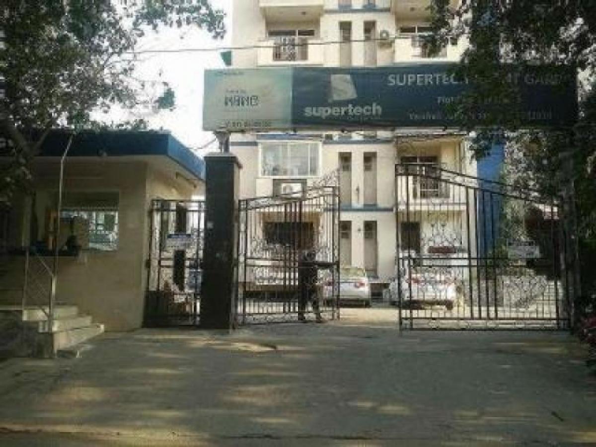 2 bedrooms House in Ghaziabad, India No. 51341