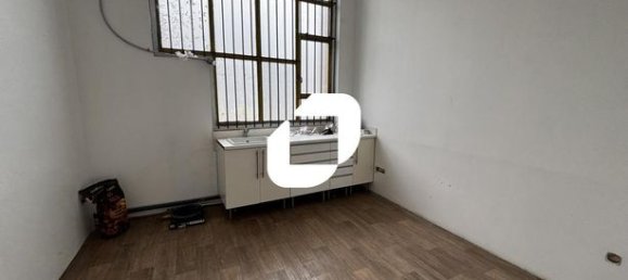 Büro in Evry, France 140m², Nr. 315884 3