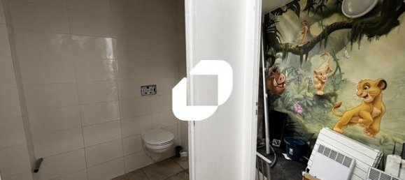 Büro in Evry, France 140m², Nr. 315884 11