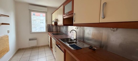 2 bedrooms Apartment in Chelles, France No. 151209 6