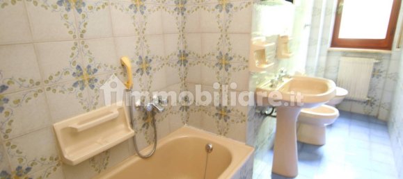 3 bedrooms Apartment in Neirone, Italy No. 275239 19