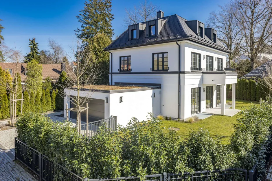 4 bedrooms Villa in Munich, Germany No. 194515
