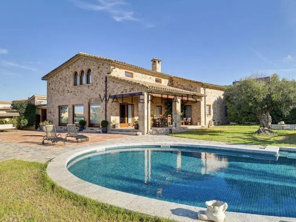 4 bedrooms House in Sant Feliu de Guixols, Spain No. 176629