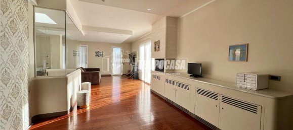 8 rooms Villa in Capriolo, Italy No. 134609 38