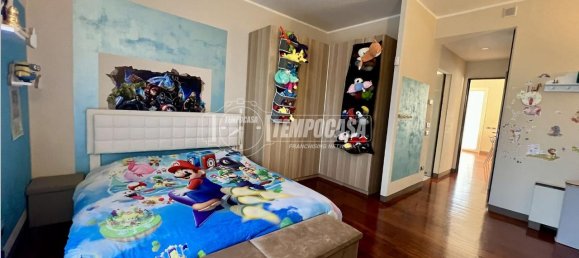 8 rooms Villa in Capriolo, Italy No. 134609 2