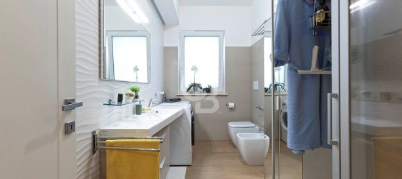 Apartamento de 3 dormitorios en Viterbo, Italy No. 87200 9