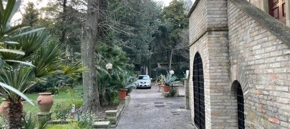 20 rooms Villa in Pesaro, Italy No. 285006 8