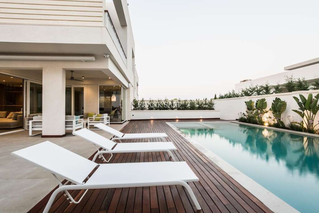 Villa T3 em Swieqi, Malta N.º 9232