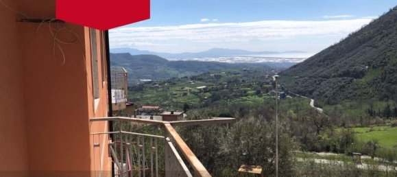 4 rooms Apartment in San Cipriano Picentino, Italy No. 7456 3