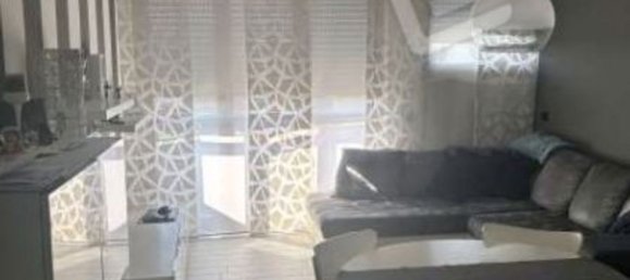 3 rooms Apartment in Legnano, Italy No. 295448 2