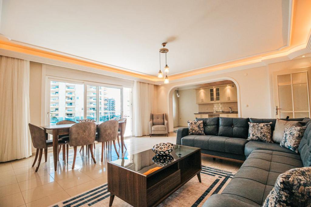 3غرفة شقة في Mahmutlar, Turkey رقم 45103