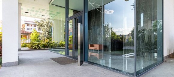 Пентхаус с 2 спальнями в Монца, Италия № 290953 22