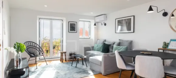 200m² Building in Lisbon, Portugal No. 117050 8