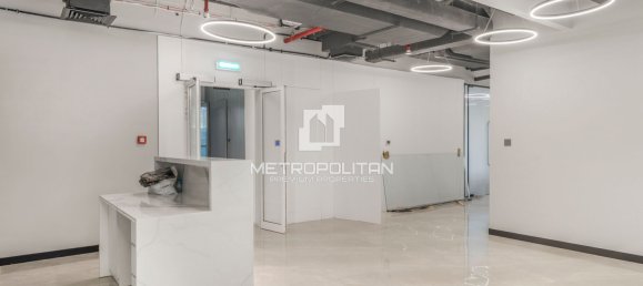 188m² Office in Business Bay, UAE No. 42724 16