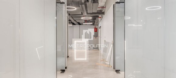 188m² Office in Business Bay, UAE No. 42724 11